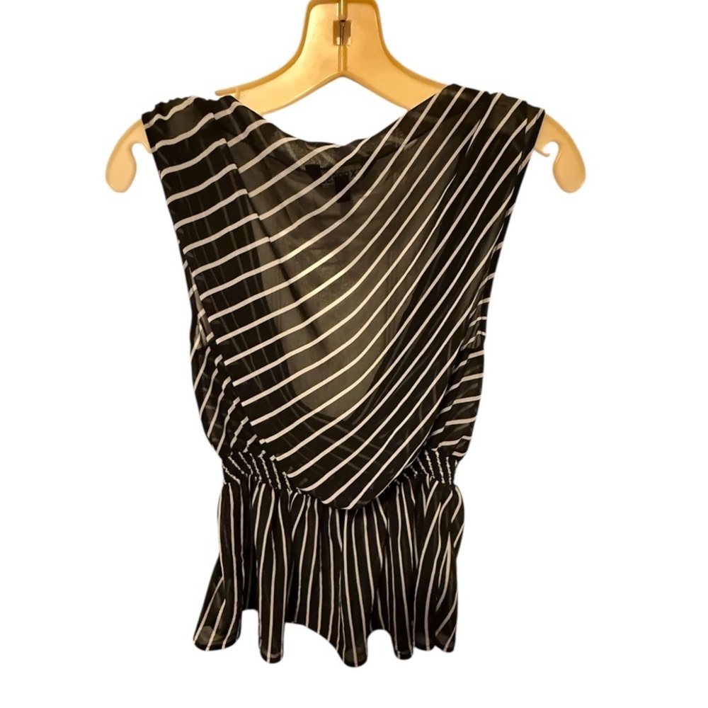 Express Top - Picture 4 of 6